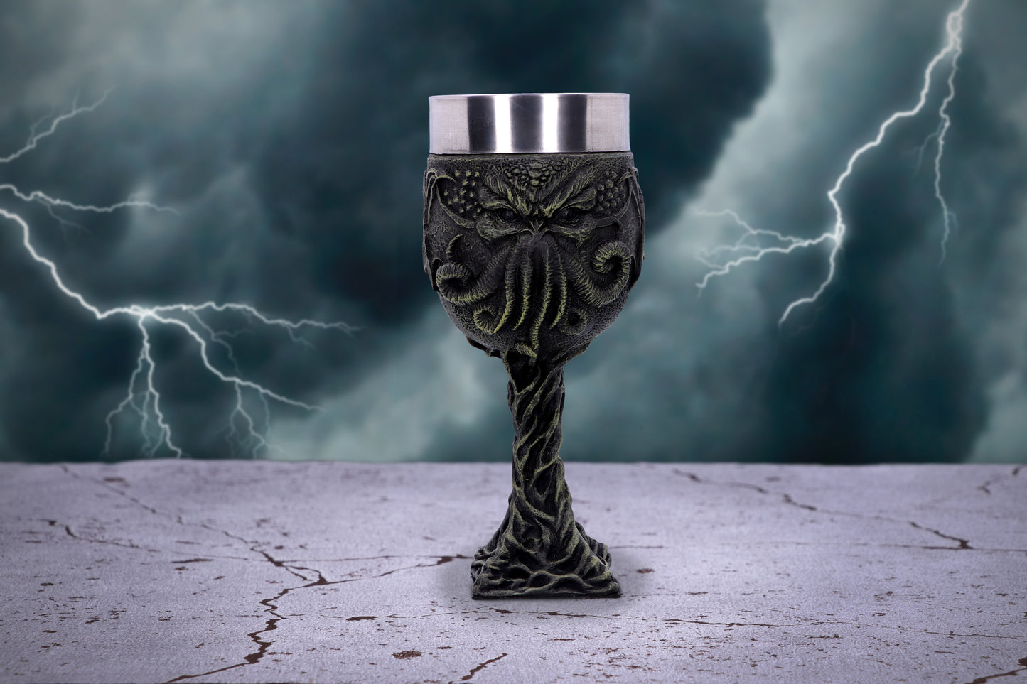 Cthulhu's Thirst 17cm