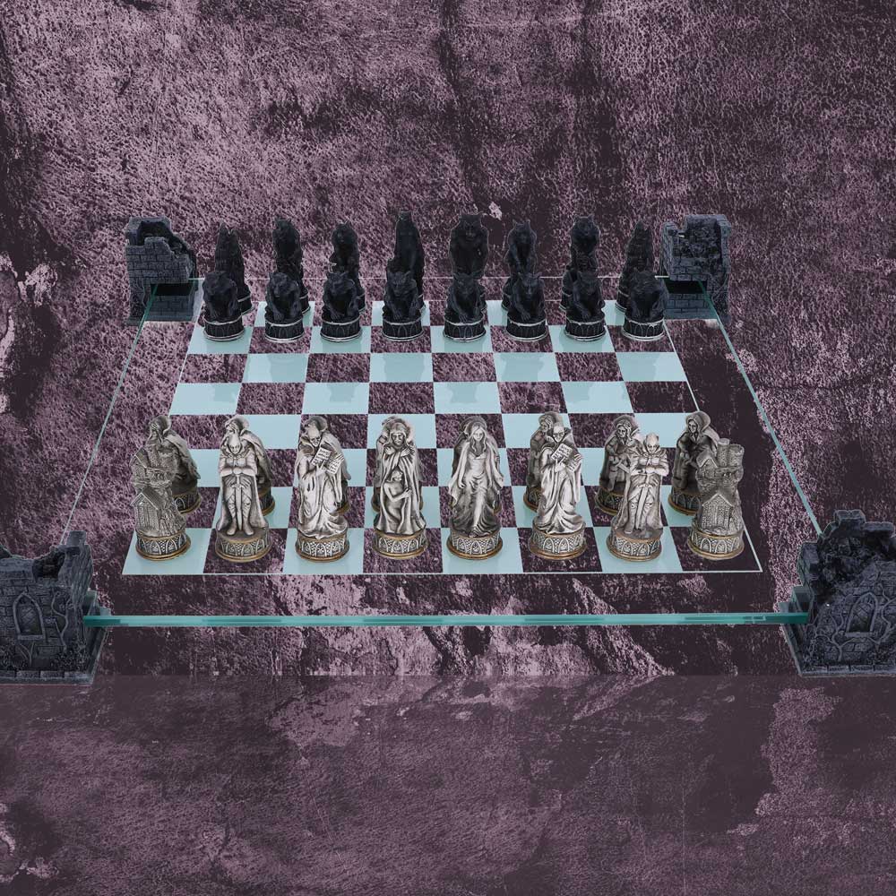 Vampire & Werewolf Chess Set 43cm